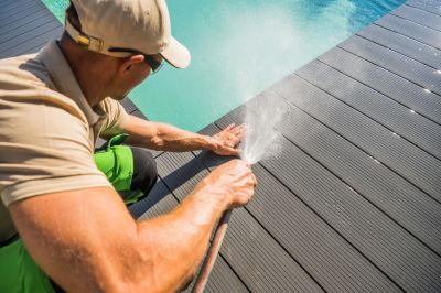 Deck Cleaning and Maintenance Teams